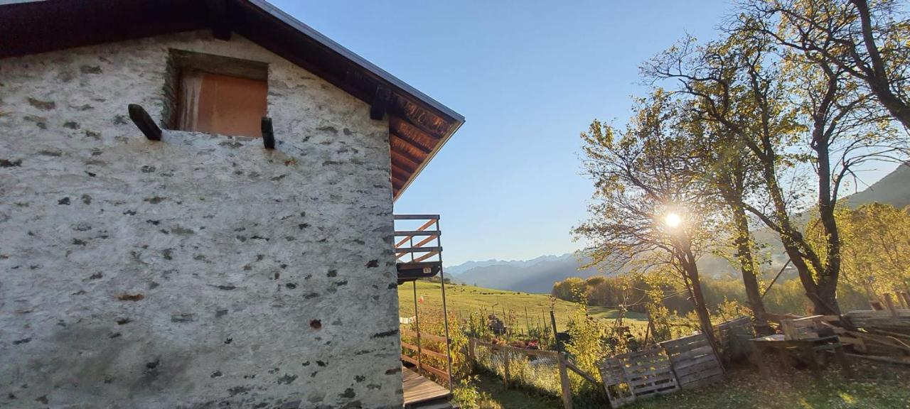 Casa Indipendente Val D'Ayas - Challand Saint Anselme Esterno foto